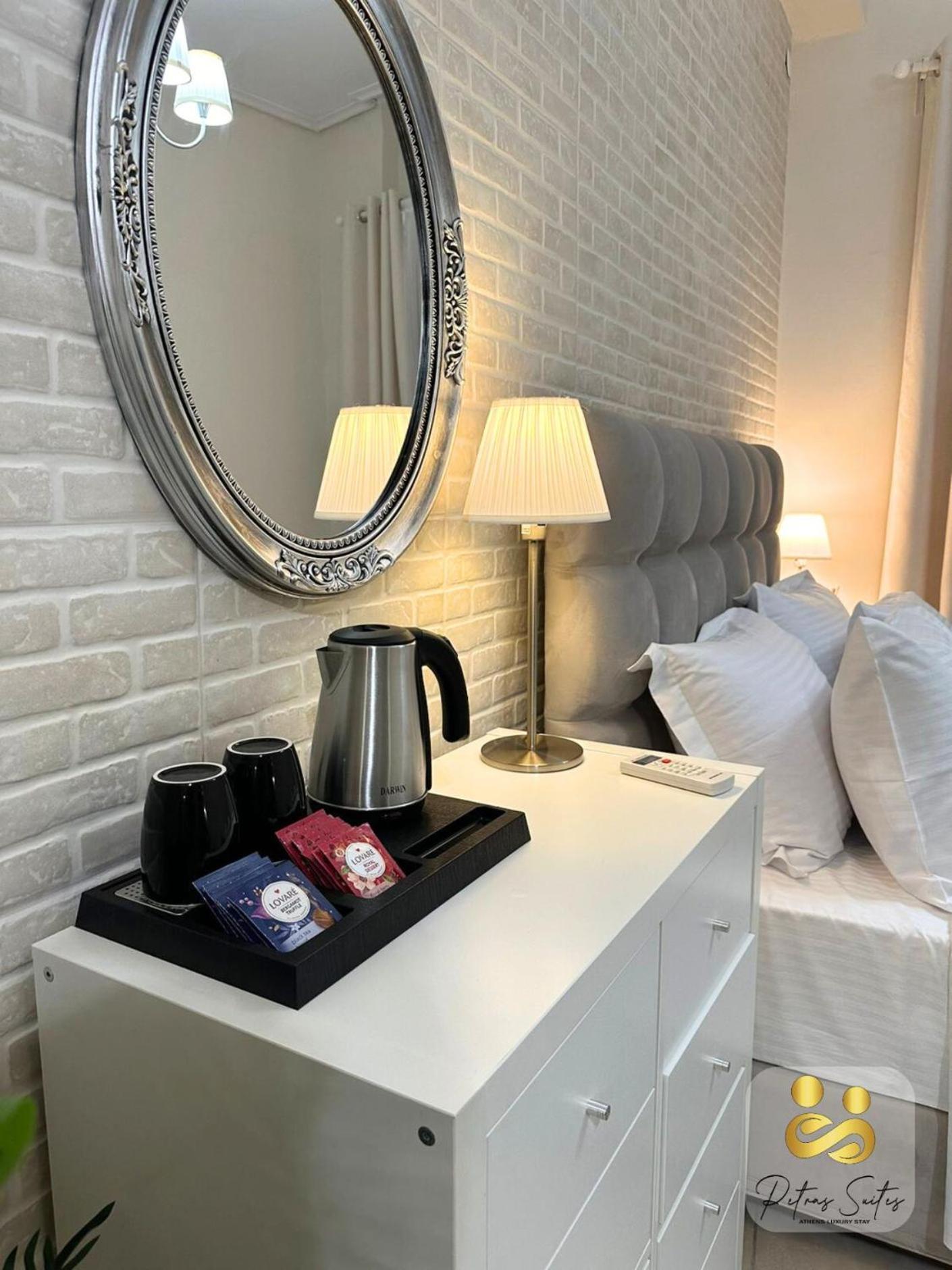 Petras Luxury Suites アテネ エクステリア 写真